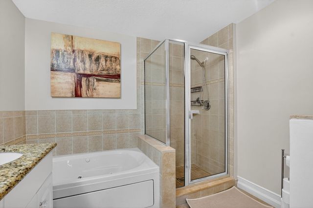 22703 Camino Del Mar 64, Boca Raton, FL 33433