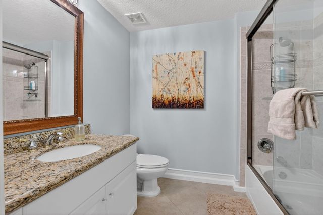 22703 Camino Del Mar 64, Boca Raton, FL 33433