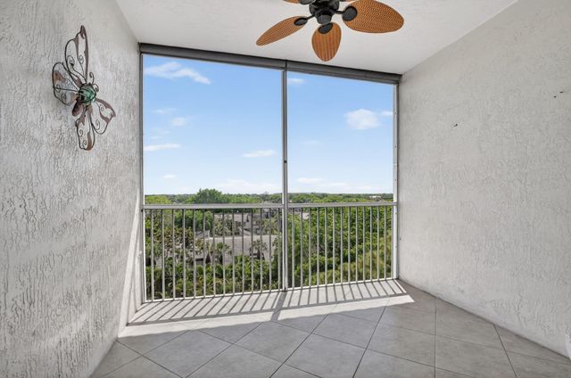 22703 Camino Del Mar 64, Boca Raton, FL 33433