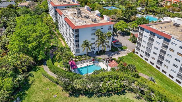 22703 Camino Del Mar 64, Boca Raton, FL 33433