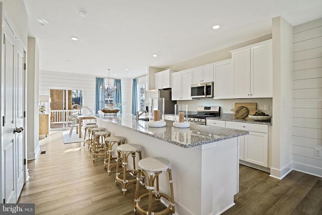 23600 CROSSWINDS WAY, California, MD 20619