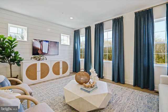 23600 CROSSWINDS WAY, California, MD 20619