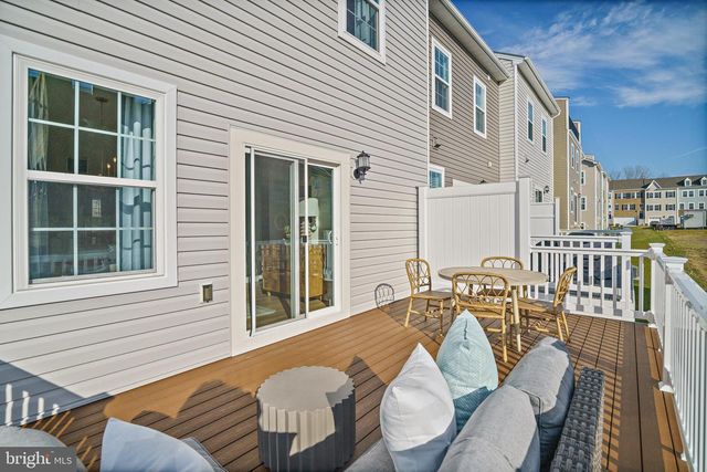 23600 CROSSWINDS WAY, California, MD 20619