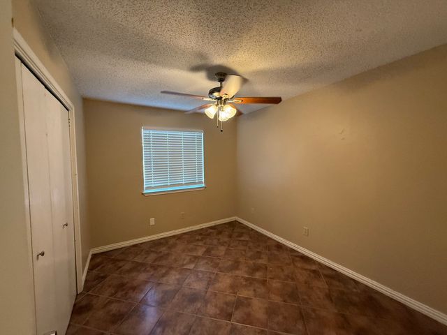 8814 Doliver Drive, Rowlett, TX 75088