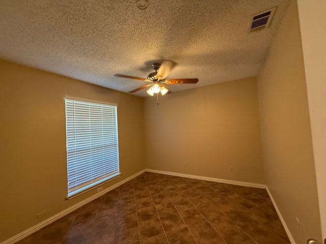 8814 Doliver Drive, Rowlett, TX 75088