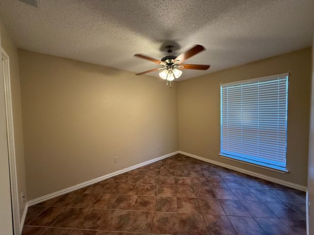 8814 Doliver Drive, Rowlett, TX 75088
