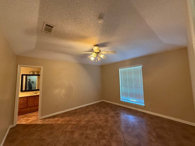 8814 Doliver Drive, Rowlett, TX 75088