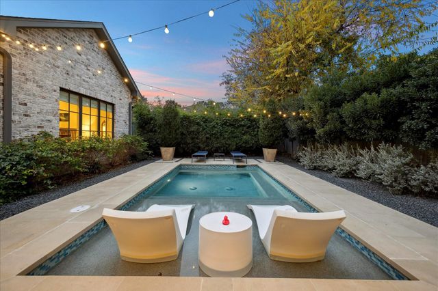 10106 Meadow Lake Lane, Houston, TX 77042