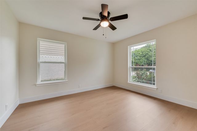 104 Dupont Circle, Fort Worth, TX 76134