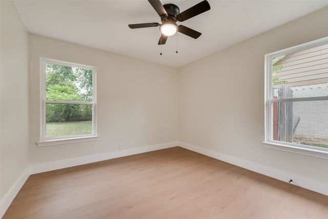 104 Dupont Circle, Fort Worth, TX 76134