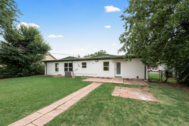 104 Dupont Circle, Fort Worth, TX 76134