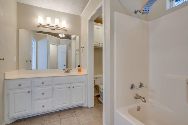 215 Linda Street, Aubrey, TX 76227