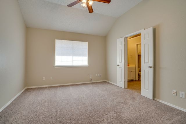 215 Linda Street, Aubrey, TX 76227