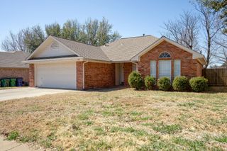 215 Linda Street, Aubrey, TX 76227