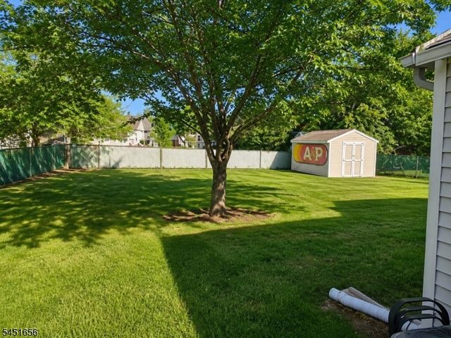 108 Greenlawn Ave, Middlesex Boro, NJ 08846