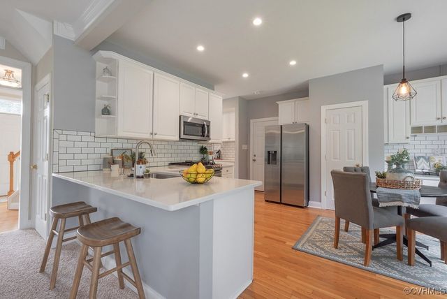 6613 St Cecelia Dr, Midlothian, VA 23112
