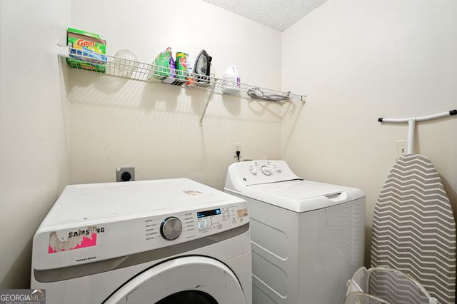 520 Harvick Circle, Stockbridge, GA 30281