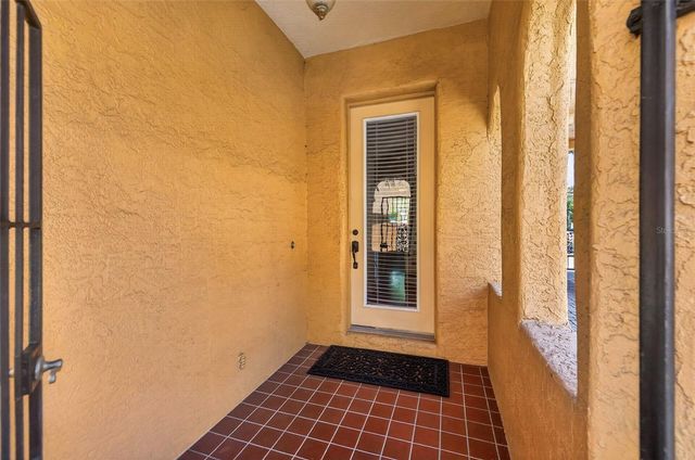 2908 HANSEN MANOR LANE, Tampa, FL 33611