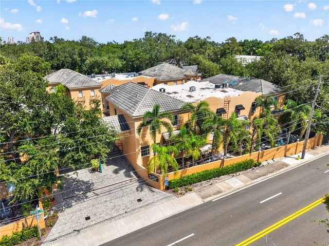 2908 HANSEN MANOR LANE, Tampa, FL 33611