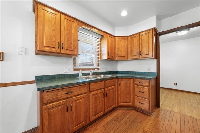 7639 10th Avenue S, Richfield, MN 55423
