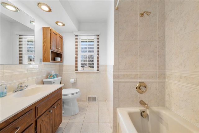 7639 10th Avenue S, Richfield, MN 55423