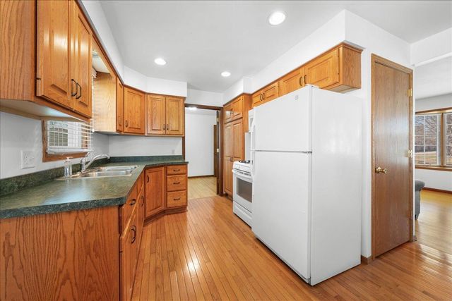 7639 10th Avenue S, Richfield, MN 55423