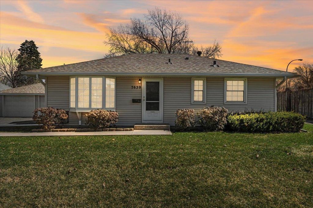 7639 10th Avenue S, Richfield, MN 55423