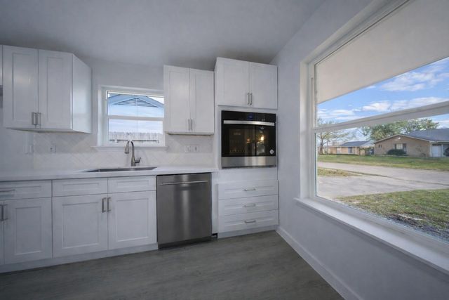 431 Gentilly Drive, Katy, TX 77450