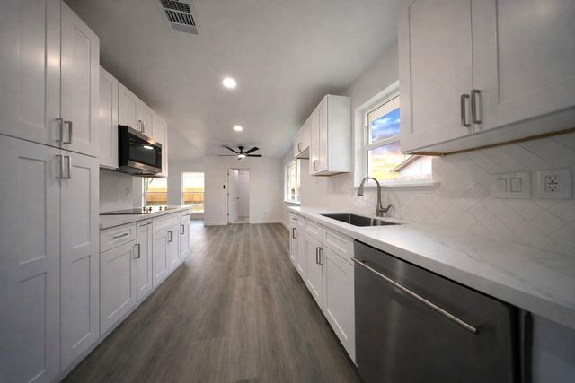 431 Gentilly Drive, Katy, TX 77450