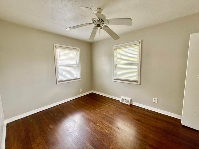 305 Danhurst Road, Columbus, OH 43228