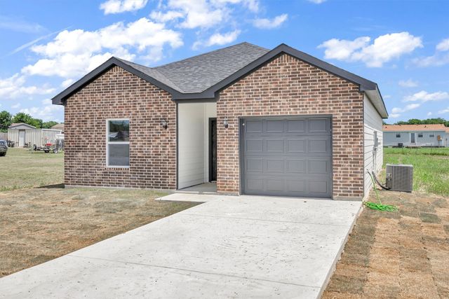 512 Don Lane, Itasca, TX 76055