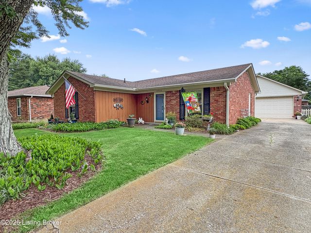 10902 Marbado Ct, Louisville, KY 40229
