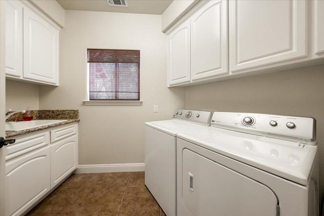 5109 Crestline Dr, Foresthill, CA 95631