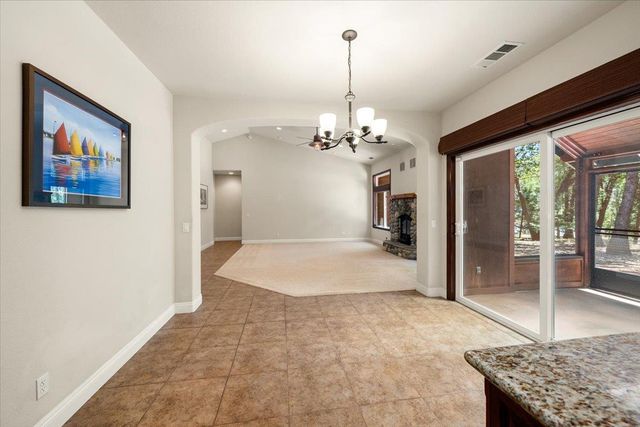 5109 Crestline Dr, Foresthill, CA 95631