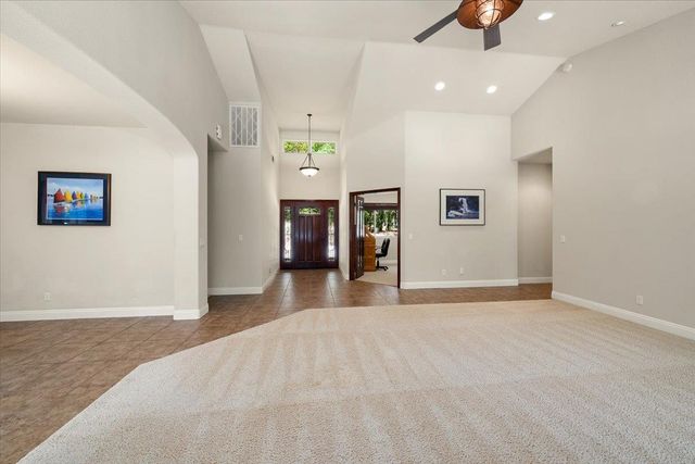 5109 Crestline Dr, Foresthill, CA 95631
