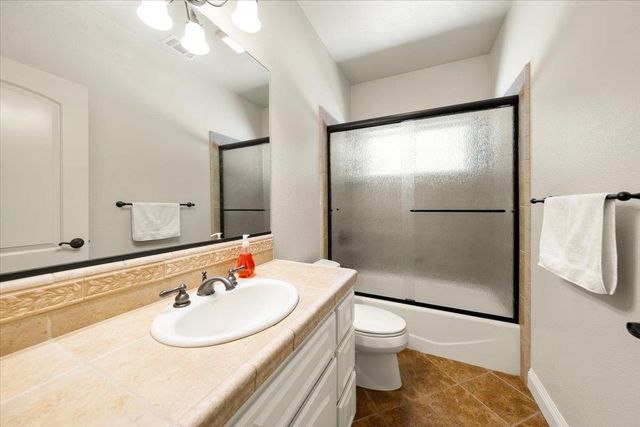 5109 Crestline Dr, Foresthill, CA 95631