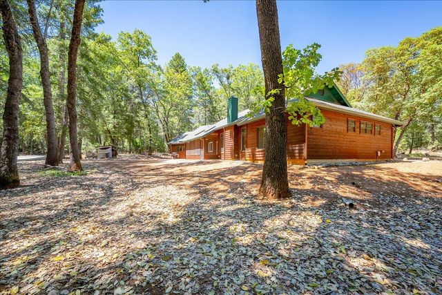 5109 Crestline Dr, Foresthill, CA 95631