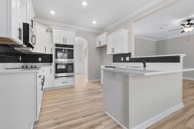 409 Perthshire Loop, Clarksville, TN 37043