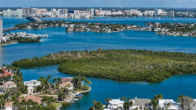 212 TREMONT LANE, Sarasota, FL 34236