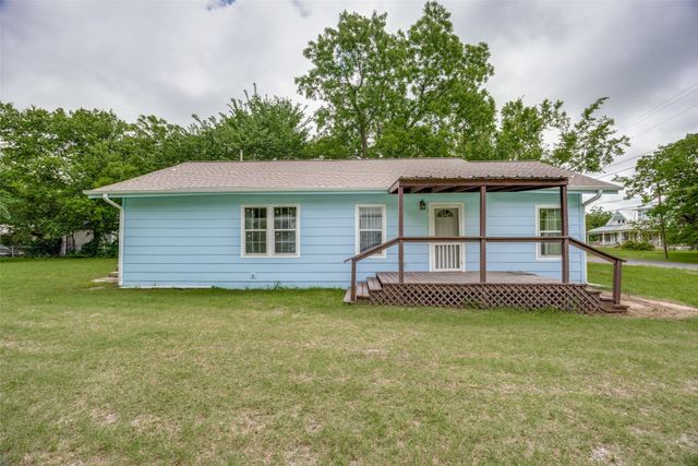 307 E Main Street, Ladonia, TX 75449