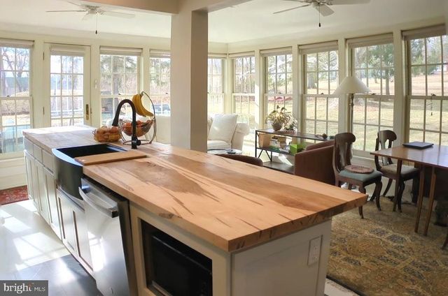 4936 CURLY HILL RD, Doylestown, PA 18902