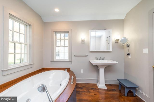 4936 CURLY HILL RD, Doylestown, PA 18902