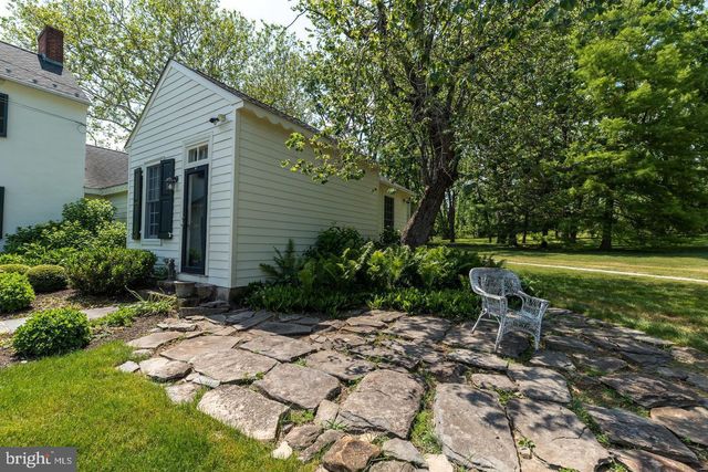 4936 CURLY HILL RD, Doylestown, PA 18902