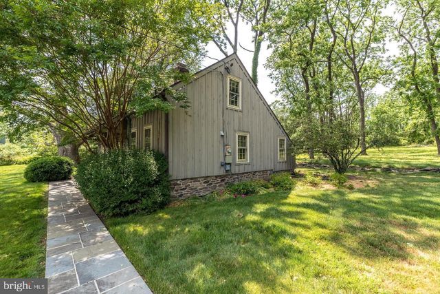 4936 CURLY HILL RD, Doylestown, PA 18902