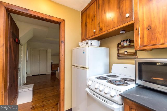 4936 CURLY HILL RD, Doylestown, PA 18902