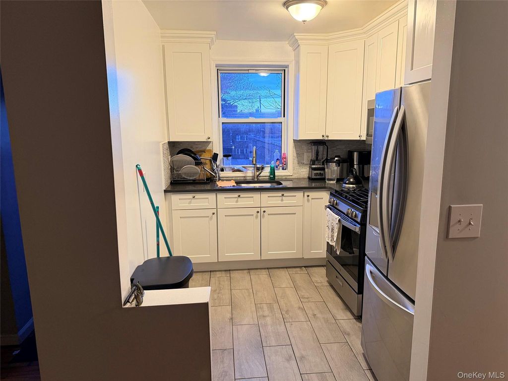 Address unavailable.