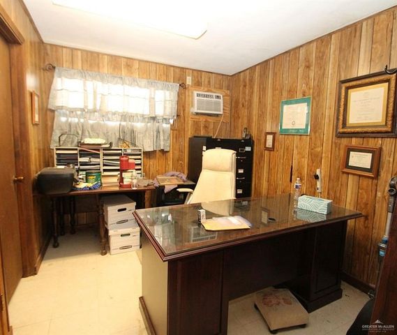 1710 E 6th Street 1, Weslaco, TX 78596