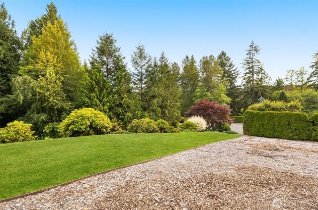 17048 183rd Place NE, Woodinville, WA 98072