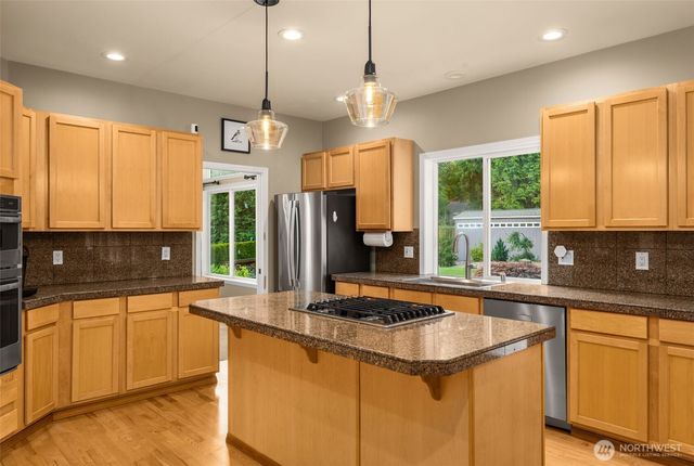 17048 183rd Place NE, Woodinville, WA 98072