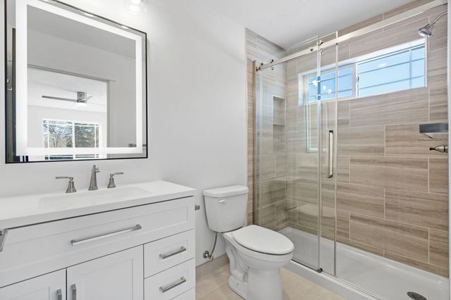 425 W 8th Street 19, New Richmond, WI 54017